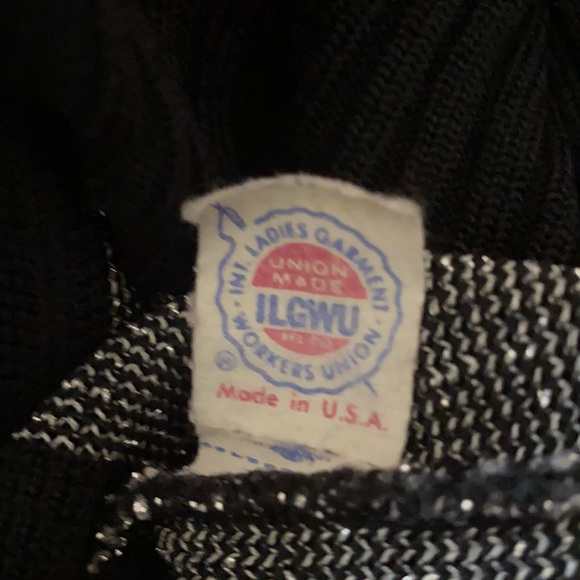 Vintage Vivo by Susan Thomas Sleeveless Black Metallic Silver Pullover Sweater - Picture 7 of 8